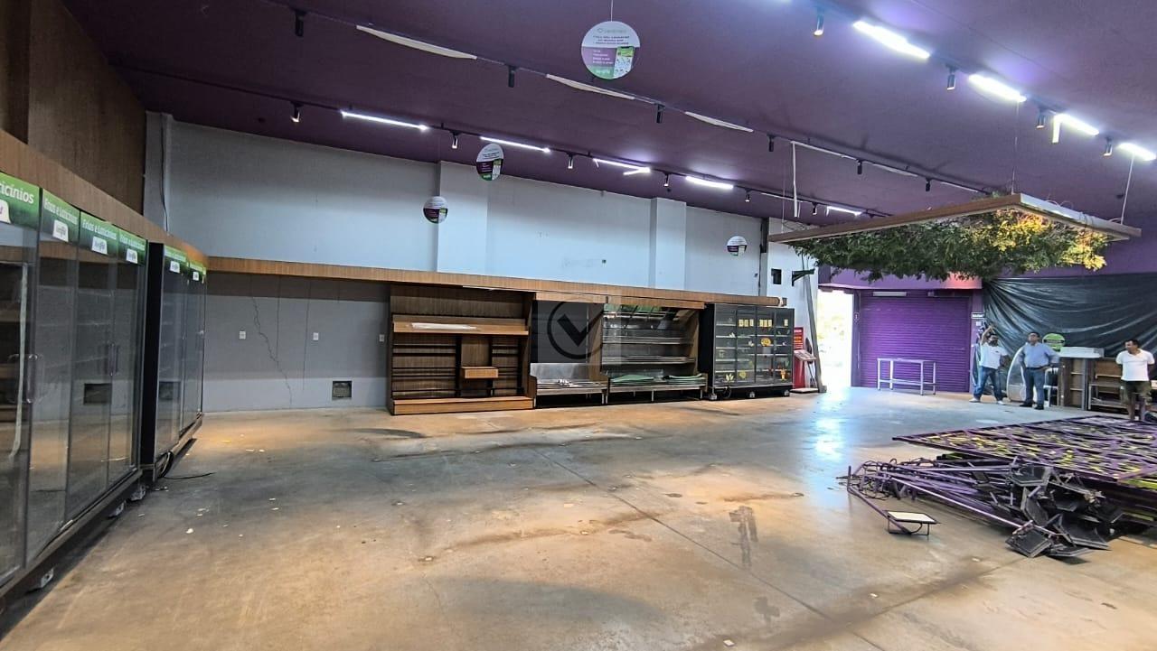 Oportunidade Única: Amplo Ponto Comercial na Farolândia com 548m² e Infraestrutura Completa - Foto 12