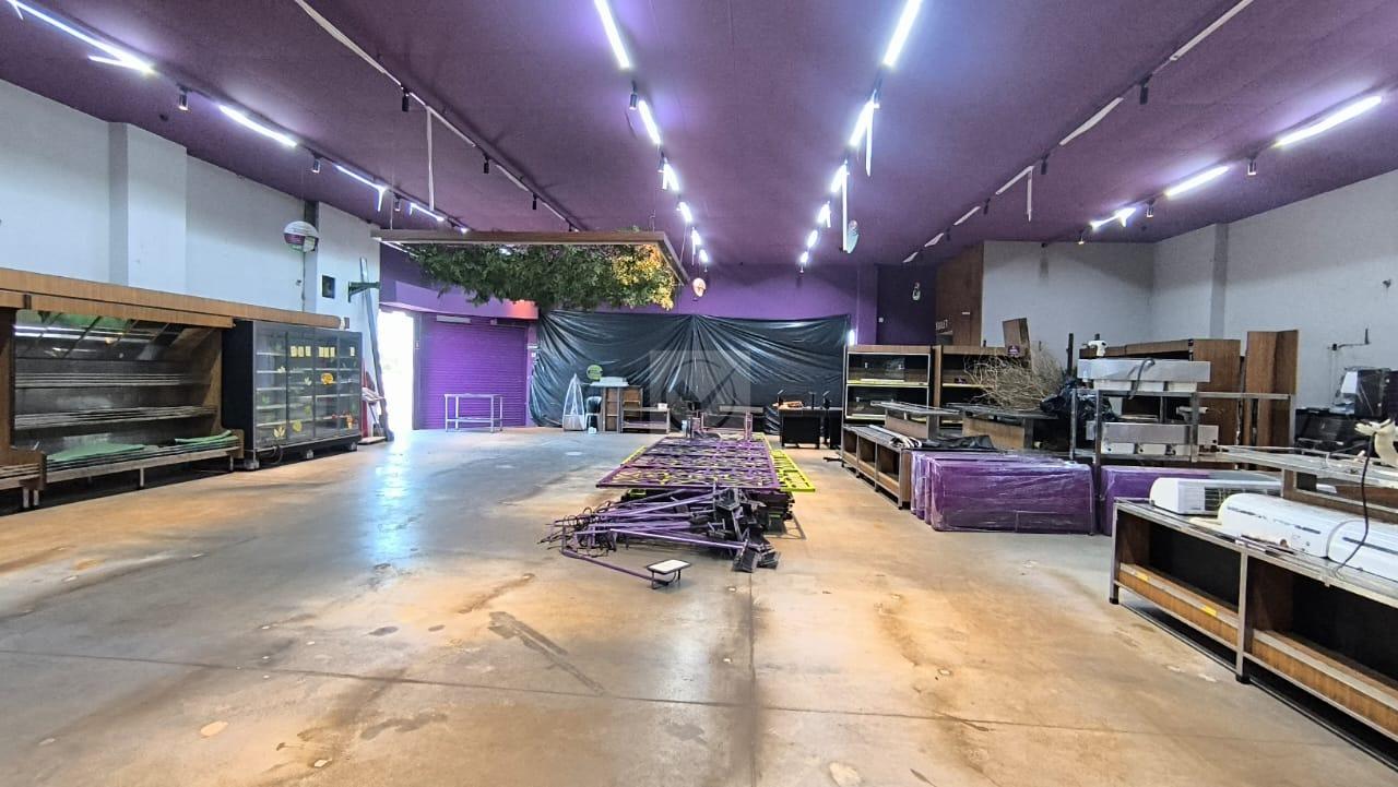 Oportunidade Única: Amplo Ponto Comercial na Farolândia com 548m² e Infraestrutura Completa - Foto 8