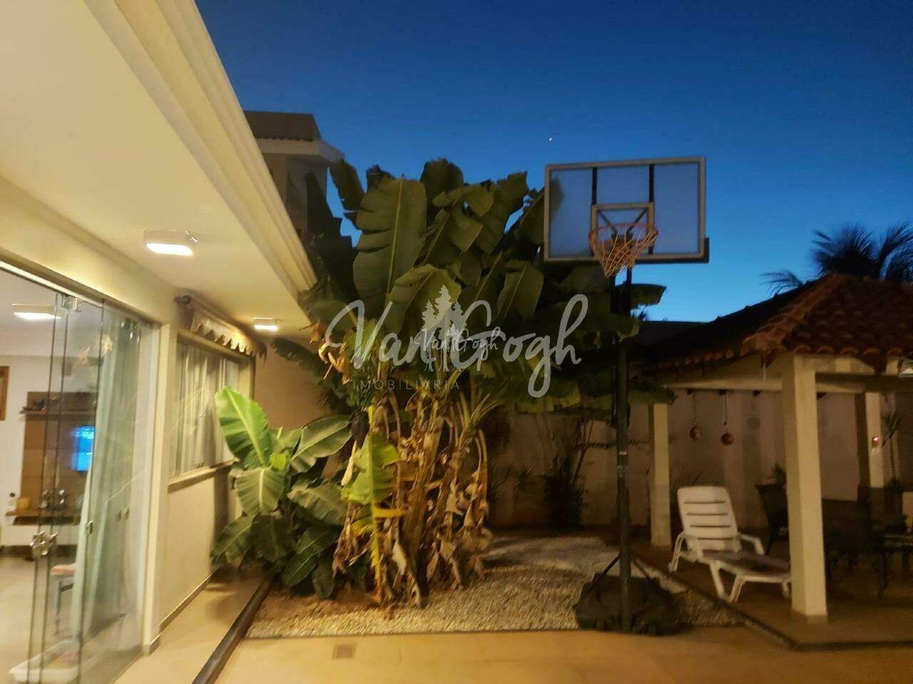 Casa de Condomínio com 3 quartos à venda, 295m² — foto 3 de 23