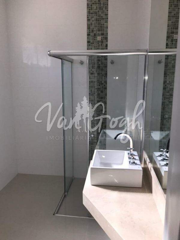 Casa com 5 quartos à venda, 750m² — foto 21 de 21