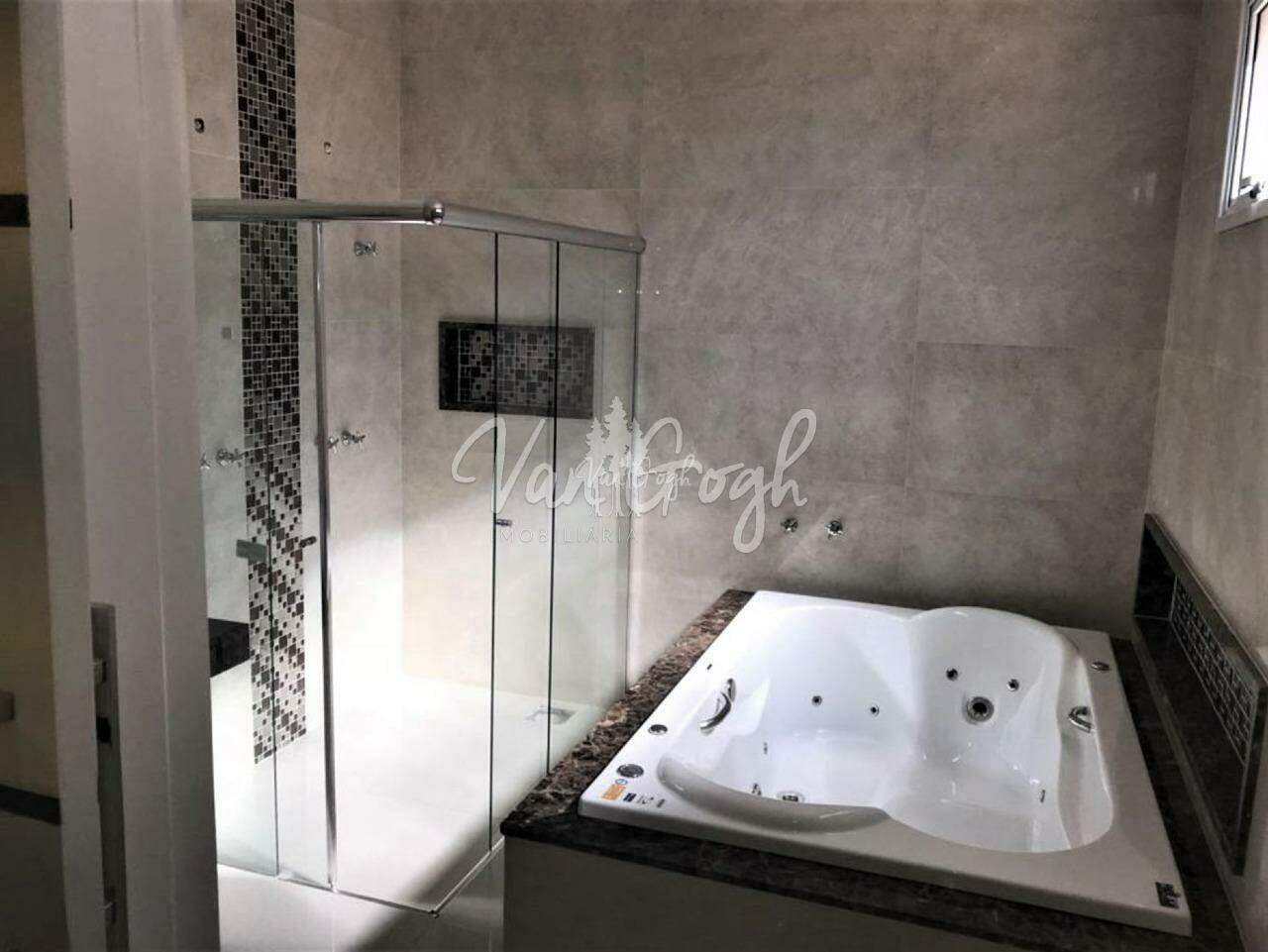 Casa com 5 quartos à venda, 750m² — foto 17 de 21