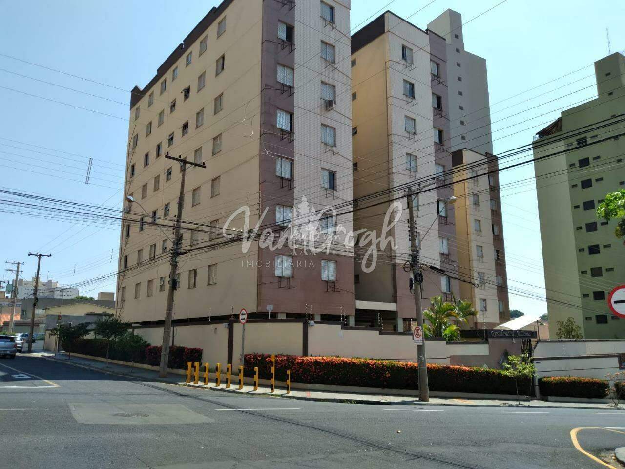 Apartamento com 3 quartos à venda, 75m² — foto 1 de 19