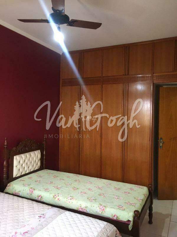 Casa com 3 quartos à venda, 208m² — foto 21 de 22