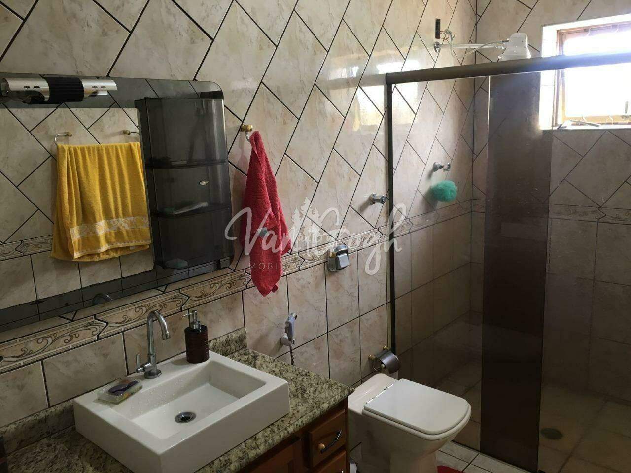 Casa com 3 quartos à venda, 208m² — foto 19 de 22