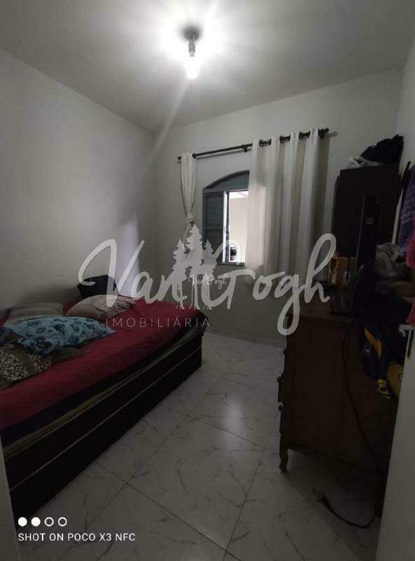Casa com 3 quartos à venda, 200m² — foto 21 de 23