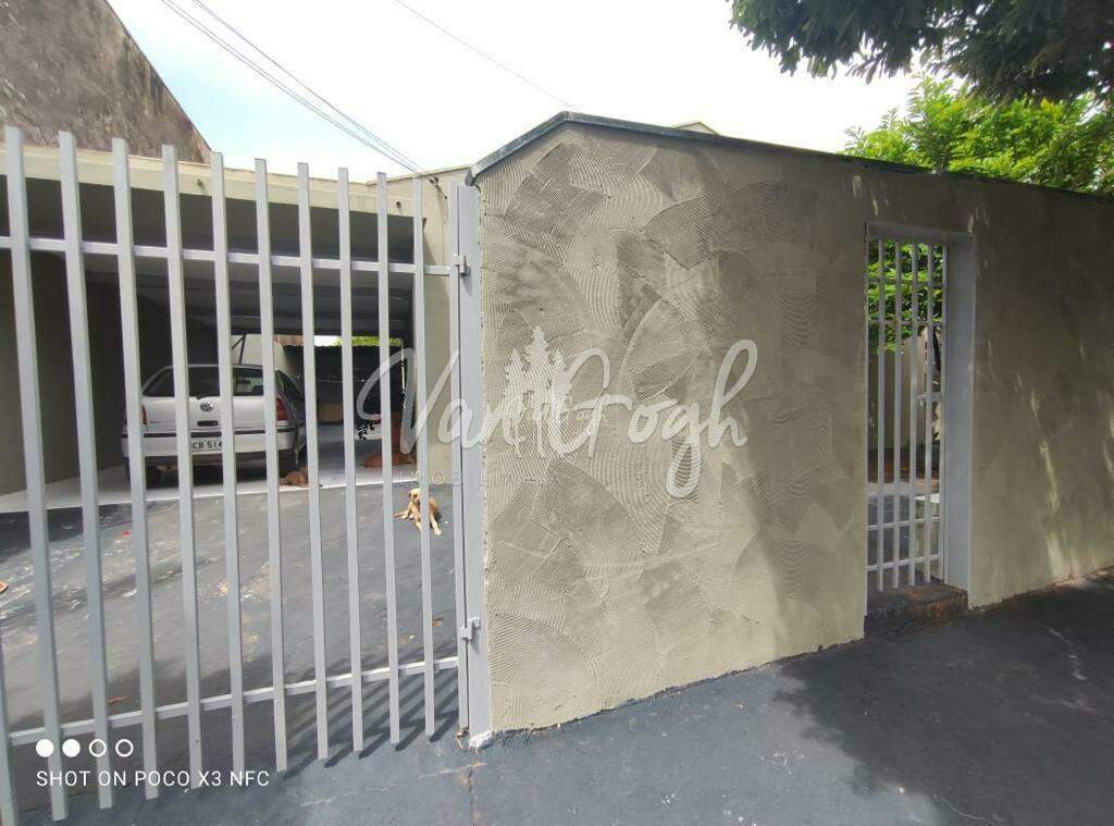 Casa com 3 quartos à venda, 200m² — foto 2 de 23
