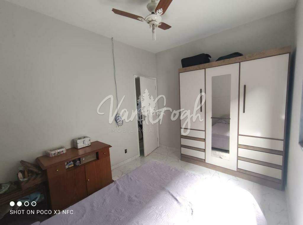 Casa com 3 quartos à venda, 200m² — foto 20 de 23