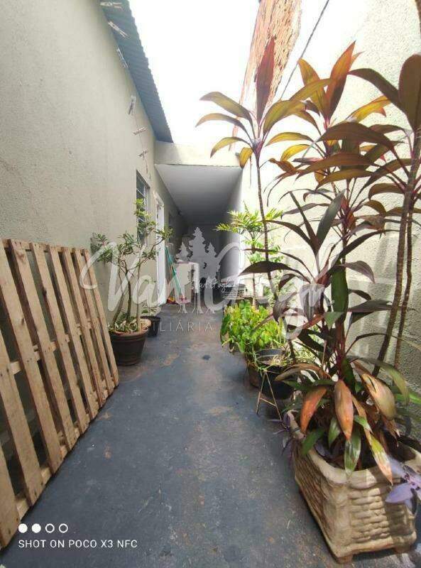 Casa com 3 quartos à venda, 200m² — foto 15 de 23