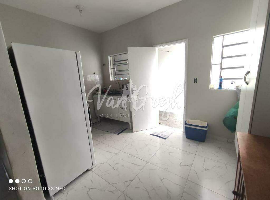 Casa com 3 quartos à venda, 200m² — foto 12 de 23