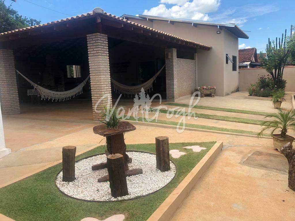 Fazenda / Sítio / Chácara  à venda, 250m² — foto 1 de 30