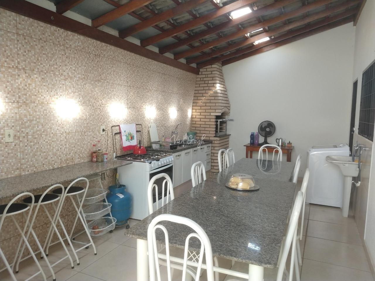 Casa com 3 quartos à venda, 150m² — foto 9 de 17