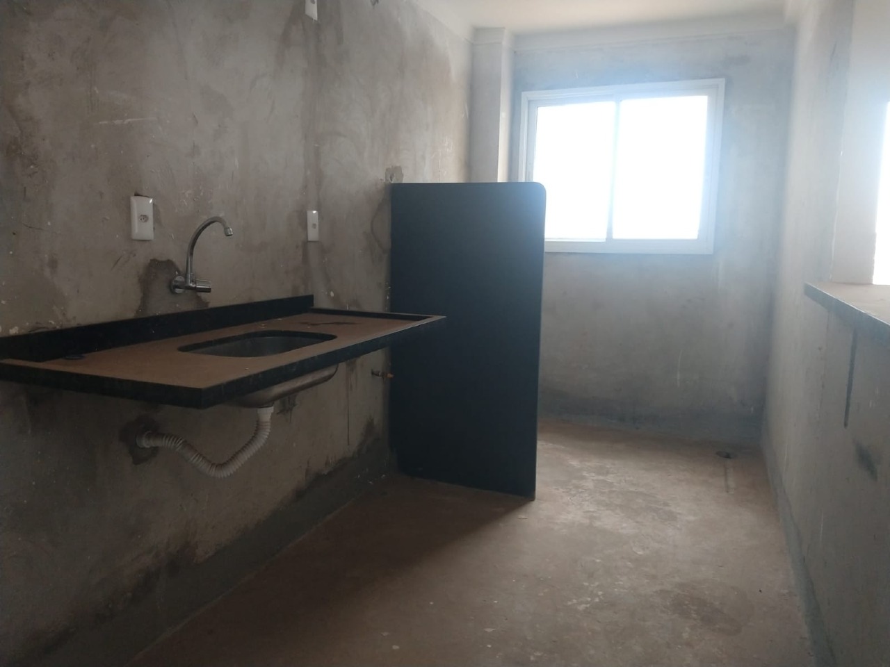 Cobertura com 2 quartos à venda, 130m² — foto 1 de 10