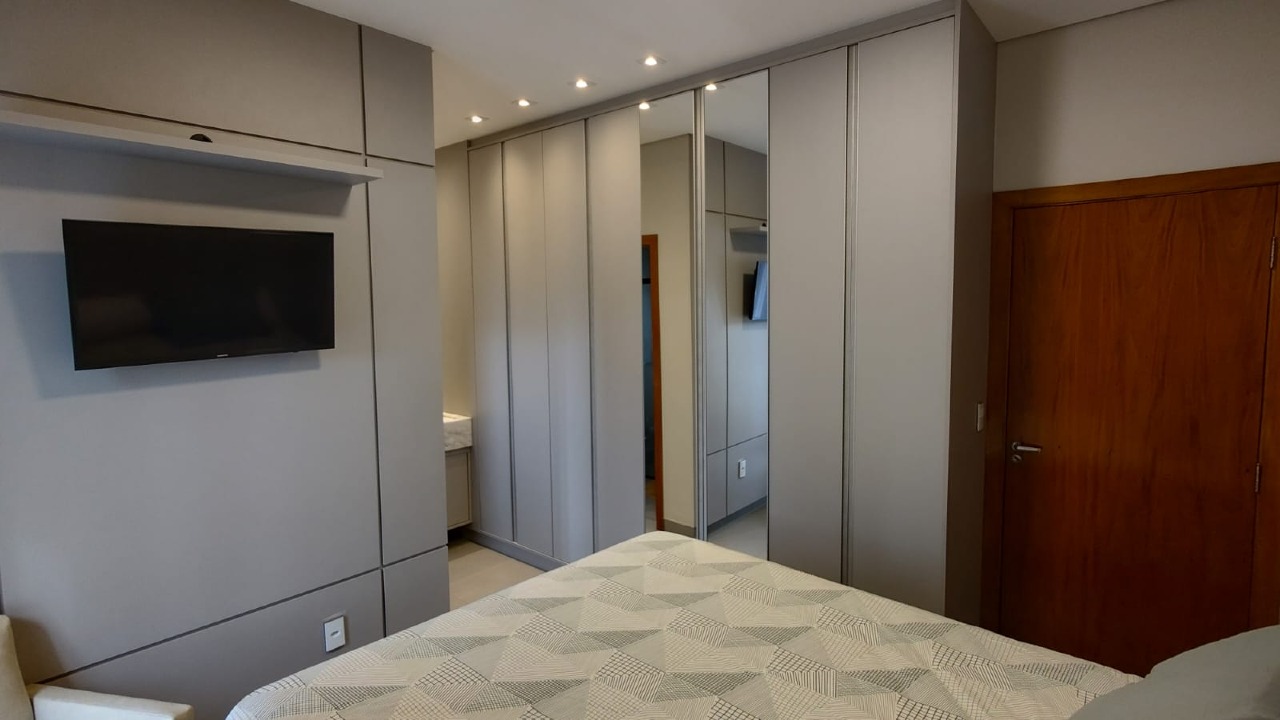 Casa de Condomínio com 4 quartos à venda, 344m² — foto 9 de 23