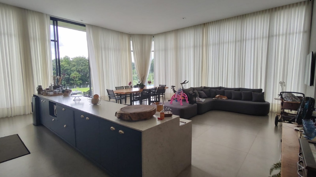 Casa de Condomínio com 4 quartos à venda, 344m² — foto 2 de 23