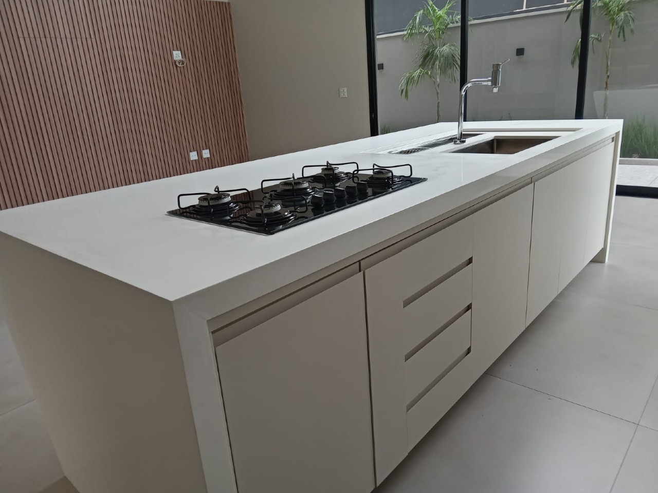 Casa de Condomínio com 4 quartos à venda, 280m² — foto 4 de 16