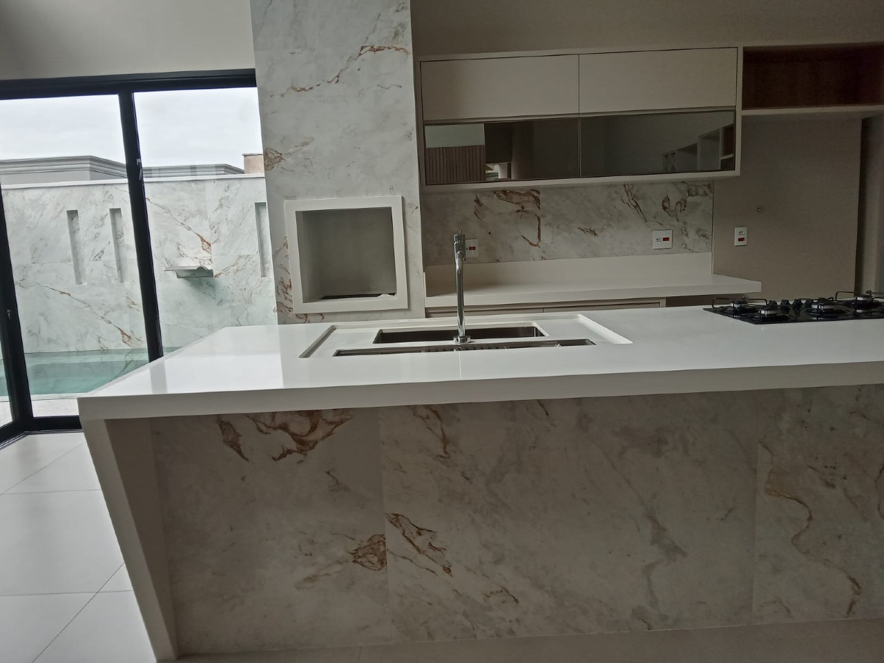 Casa de Condomínio com 4 quartos à venda, 280m² — foto 5 de 16