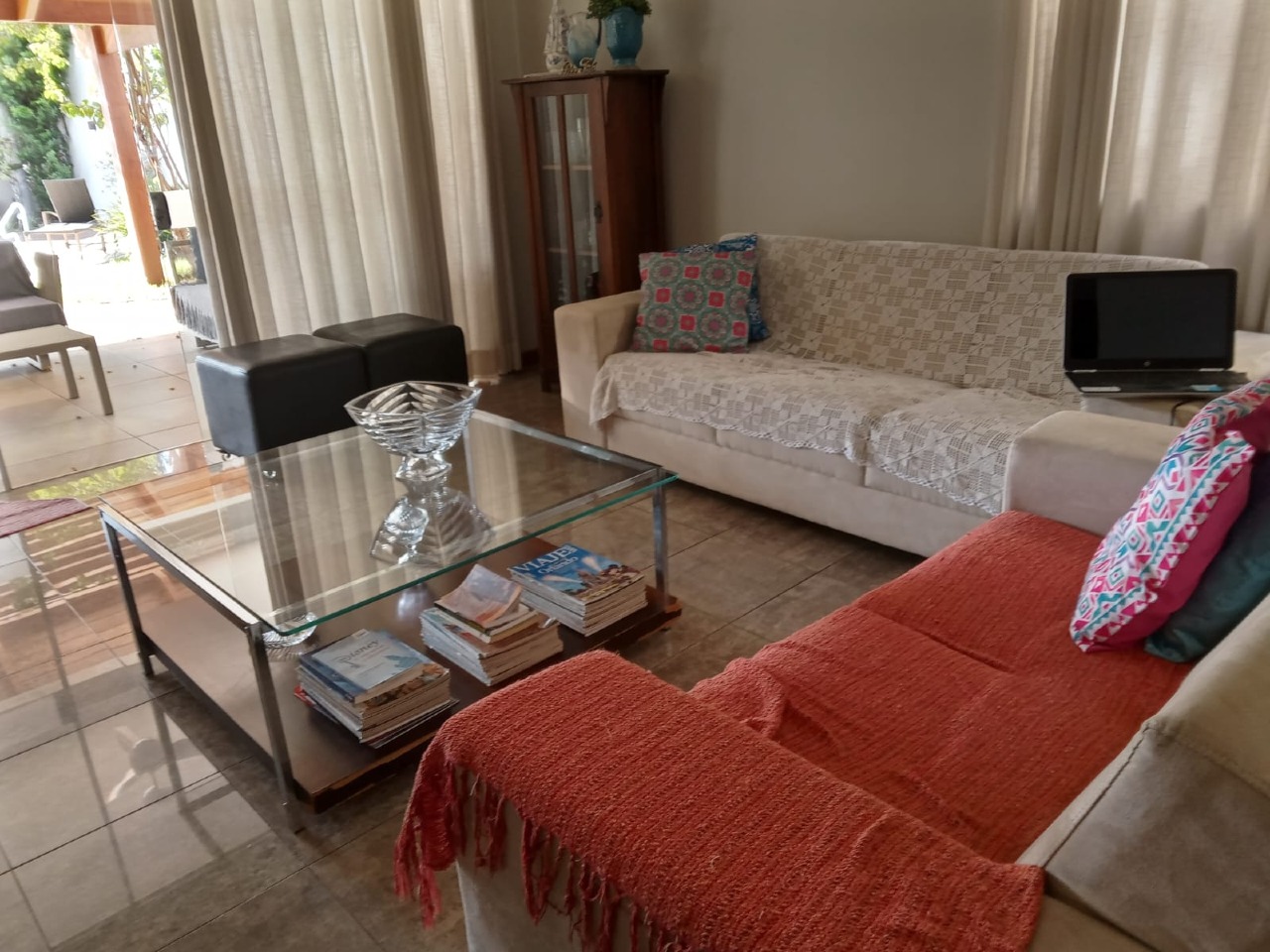 Casa de Condomínio com 4 quartos à venda, 390m² — foto 2 de 12