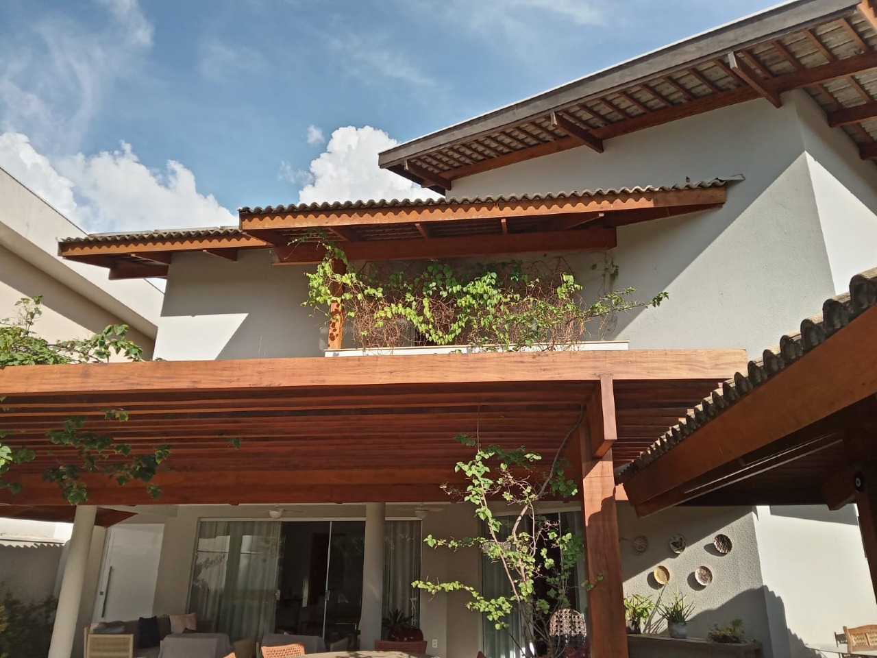 Casa de Condomínio com 4 quartos à venda, 390m² — foto 1 de 12
