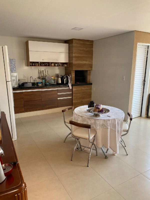 Casa com 2 quartos à venda, 115m² — foto 5 de 9