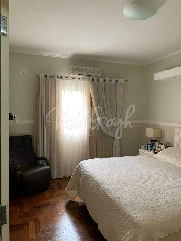 Casa de Condomínio com 4 quartos à venda, 300m² — foto 18 de 27