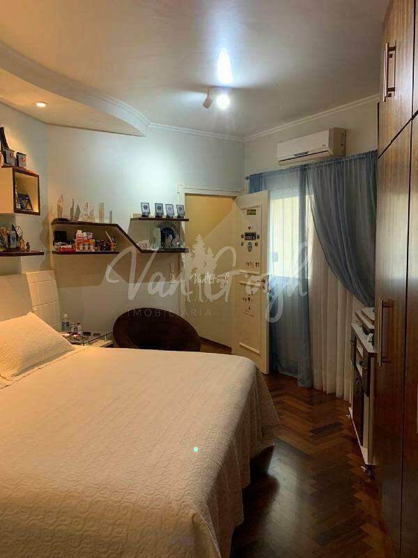 Casa de Condomínio com 4 quartos à venda, 300m² — foto 21 de 27