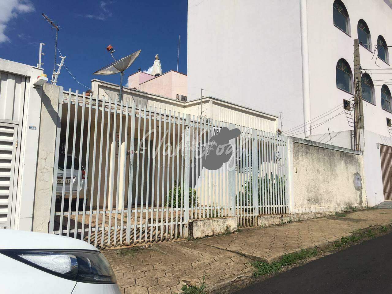 Casa com 3 quartos à venda, 133m² — foto 1 de 1
