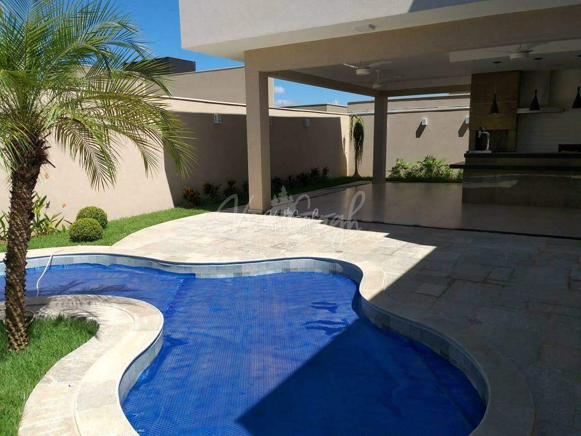 Casa de Condomínio com 3 quartos à venda, 240m² — foto 1 de 7