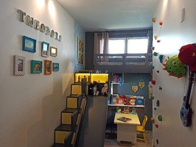 Casa de Condomínio com 4 quartos para aluguel, 275m² — foto 14 de 21