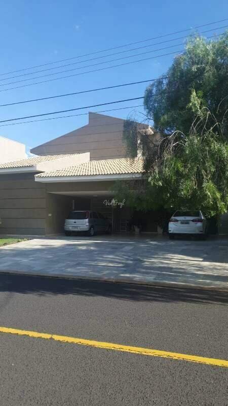 Casa de Condomínio com 3 quartos à venda, 370m² — foto 2 de 24