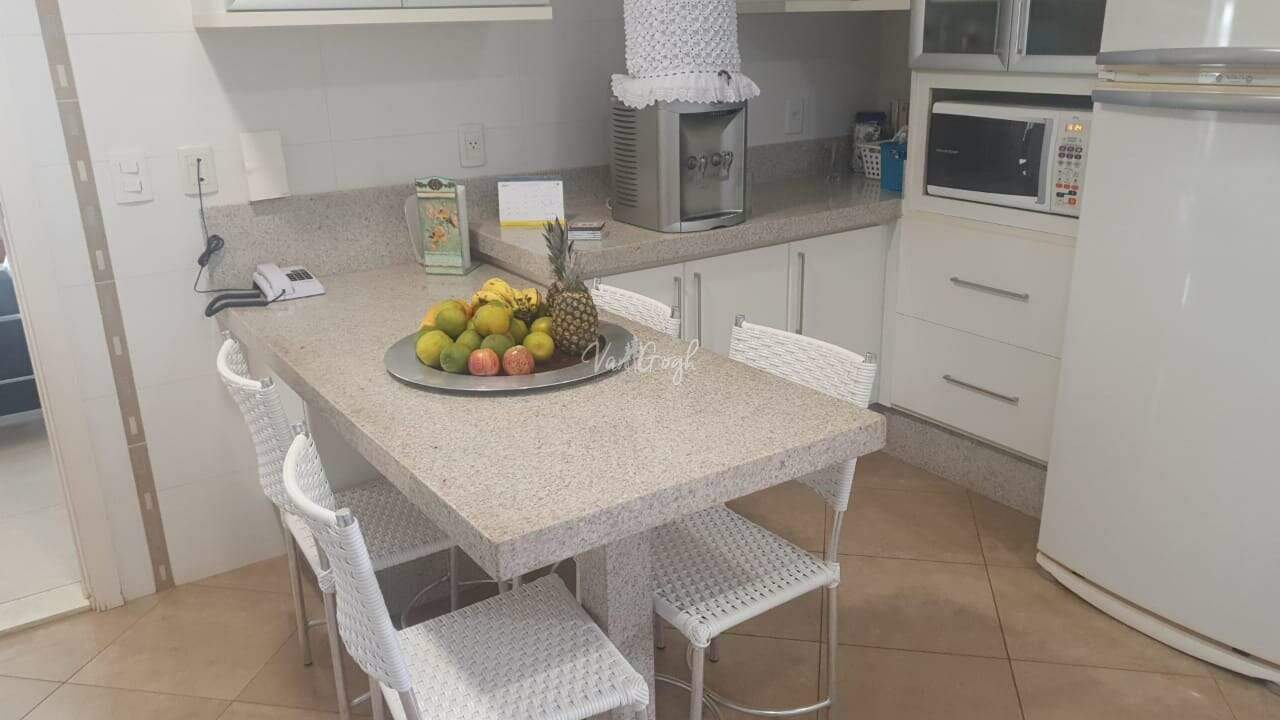 Casa de Condomínio com 3 quartos à venda, 370m² — foto 15 de 24