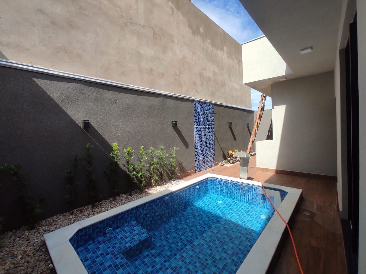Casa de Condomínio com 3 quartos para aluguel, 160m² — foto 22 de 33