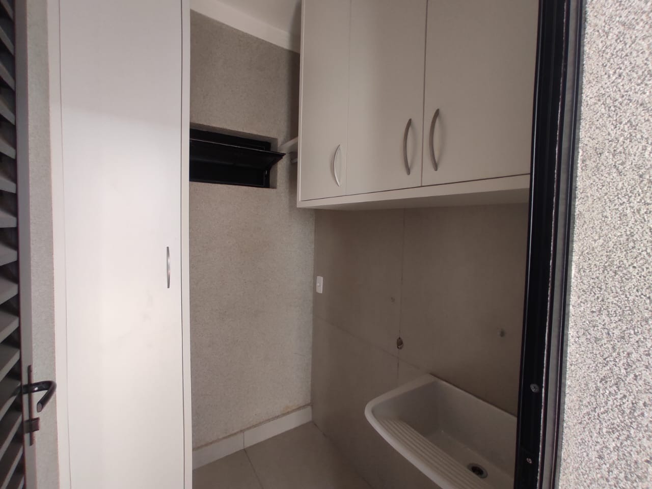 Casa de Condomínio com 3 quartos para aluguel, 160m² — foto 24 de 33