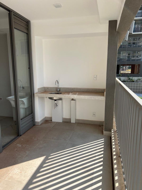 Apartamento com 3 quartos à venda, 98m² — foto 2 de 29