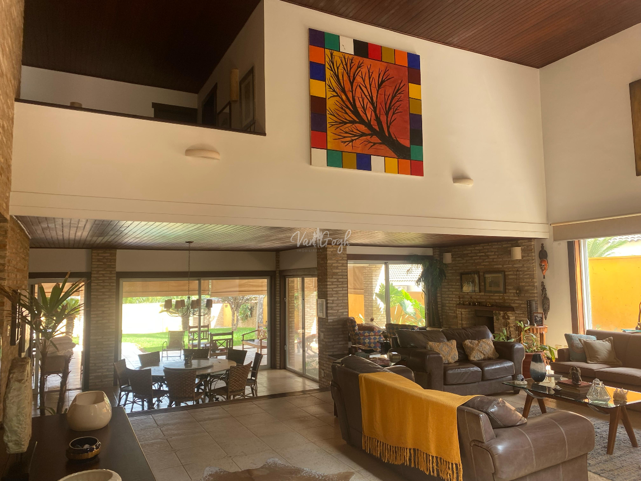 Casa de Condomínio com 4 quartos à venda, 780m² — foto 2 de 29