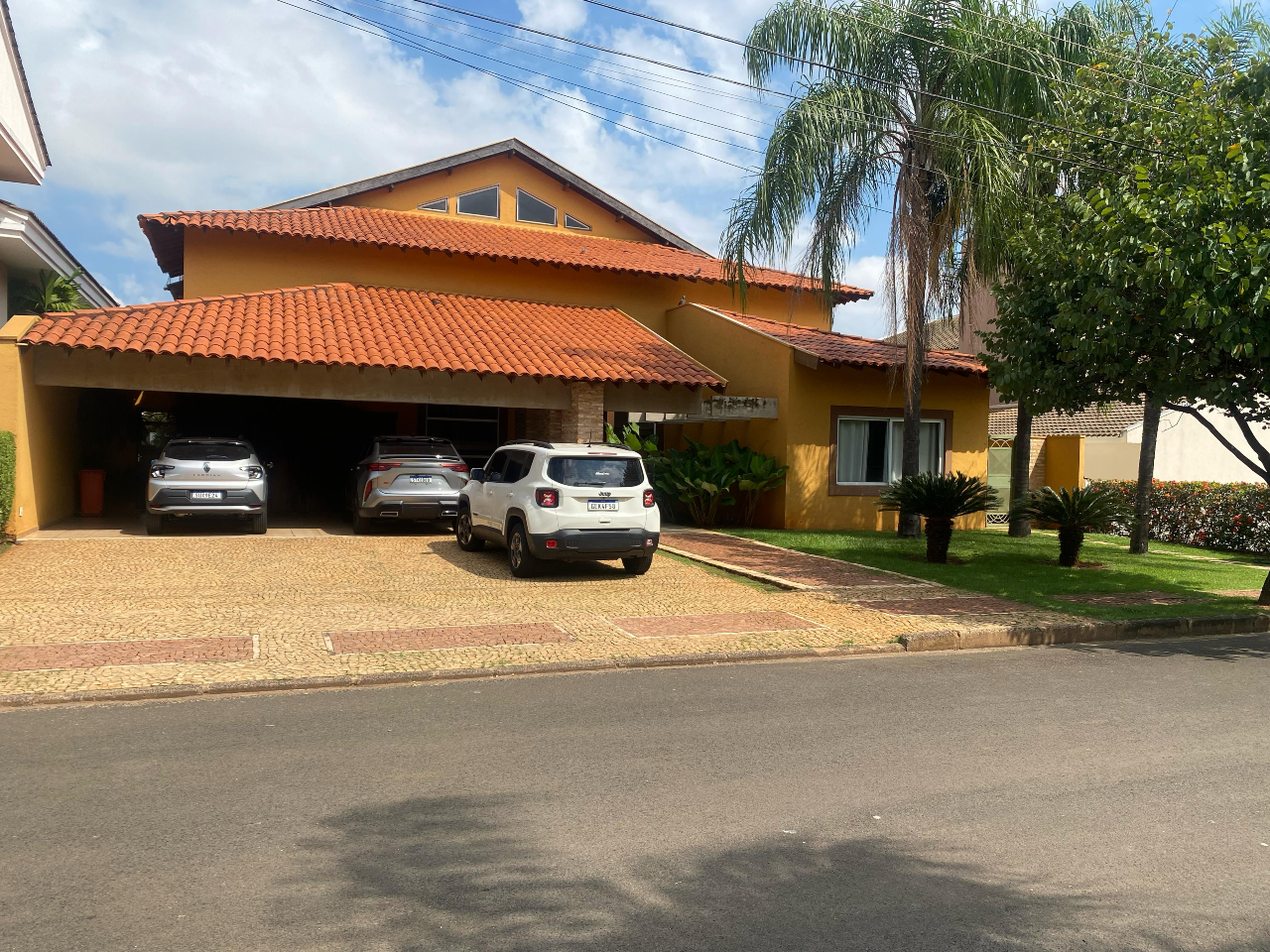 Casa de Condomínio com 4 quartos à venda, 780m² — foto 1 de 29