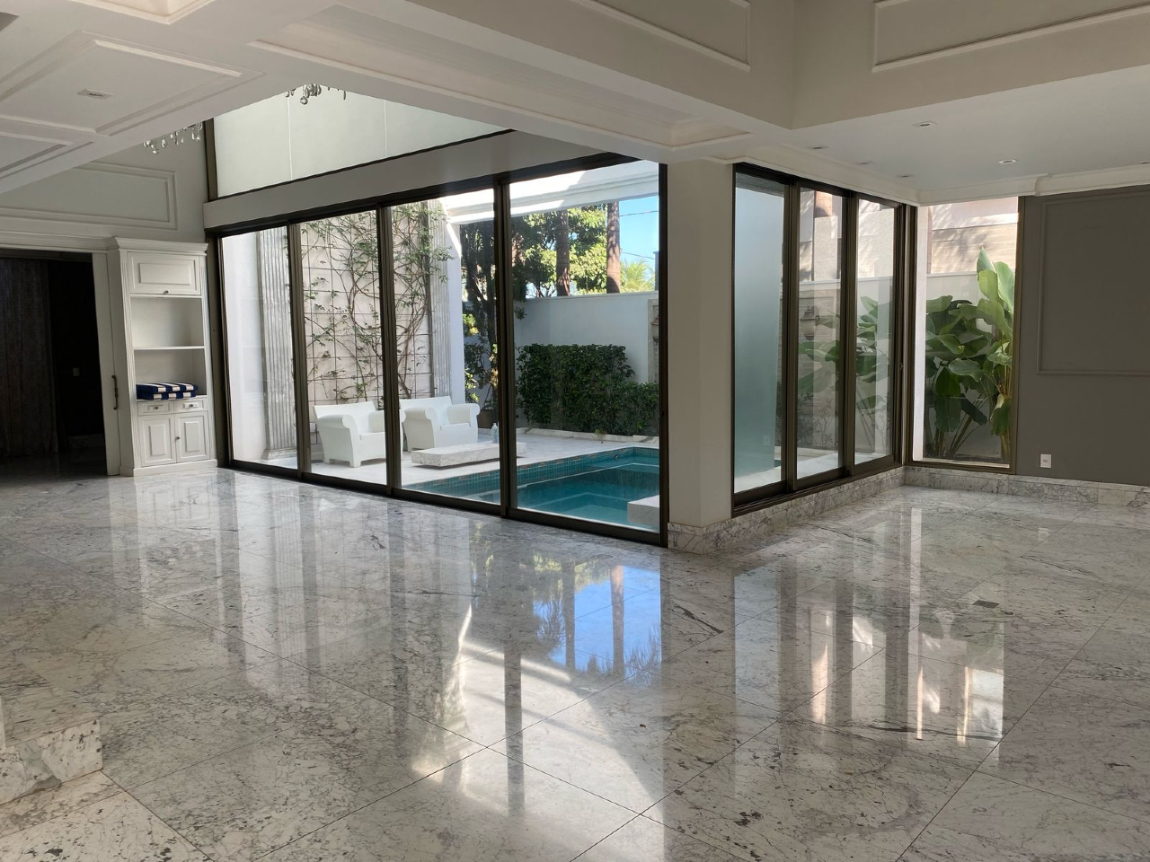 Casa de Condomínio  para aluguel, 380m² — foto 28 de 30