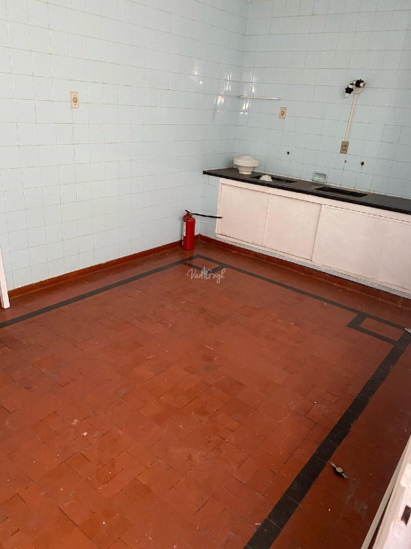Imóvel Comercial  para aluguel, 180m² — foto 2 de 7