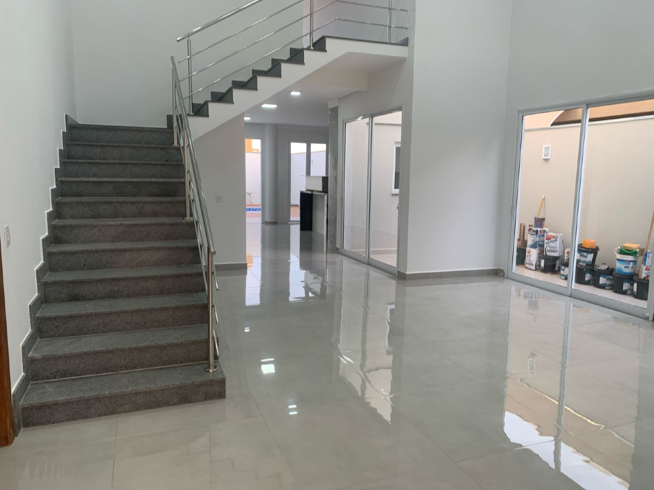 Casa de Condomínio com 3 quartos à venda, 262m² — foto 3 de 6