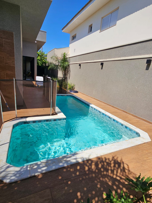 Casa de Condomínio com 3 quartos à venda, 208m² — foto 11 de 26