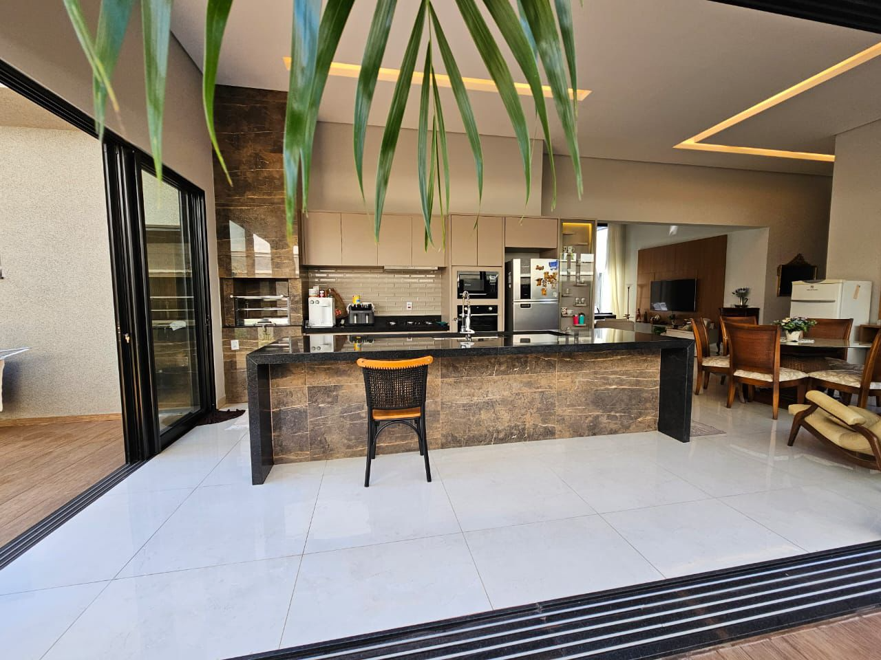 Casa de Condomínio com 3 quartos à venda, 208m² — foto 16 de 26