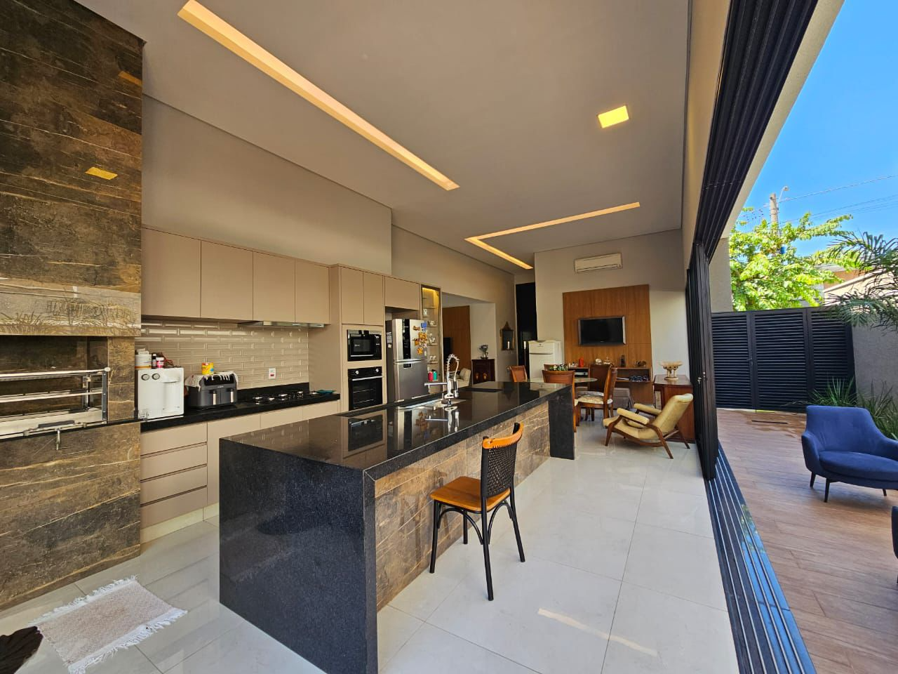 Casa de Condomínio com 3 quartos à venda, 208m² — foto 21 de 26
