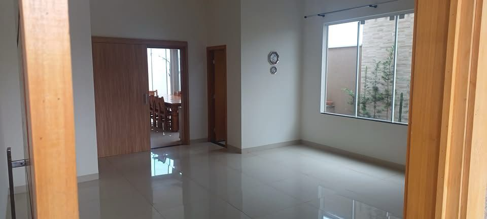 Casa de Condomínio com 3 quartos para aluguel, 216m² — foto 15 de 16