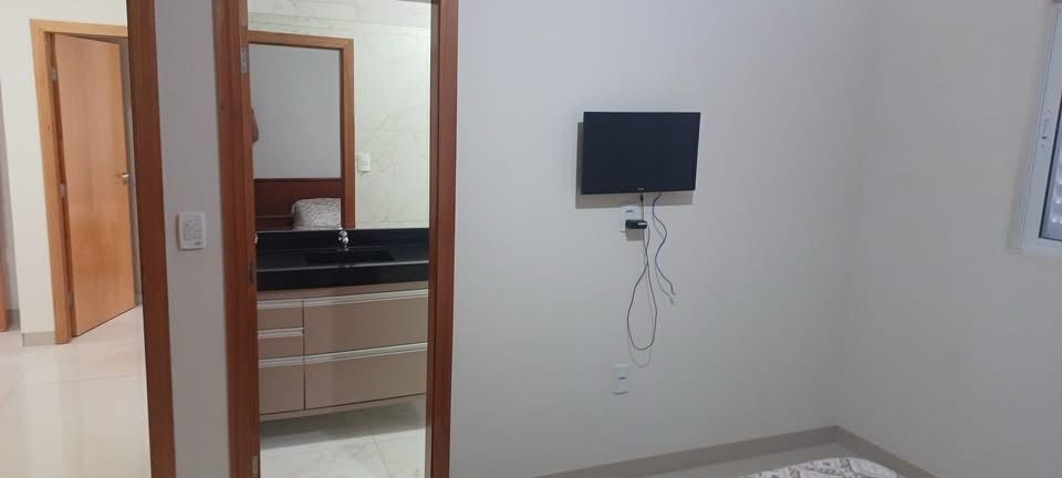 Casa de Condomínio com 3 quartos para aluguel, 216m² — foto 10 de 16