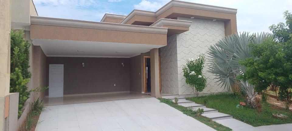 Casa de Condomínio com 3 quartos para aluguel, 216m² — foto 1 de 16