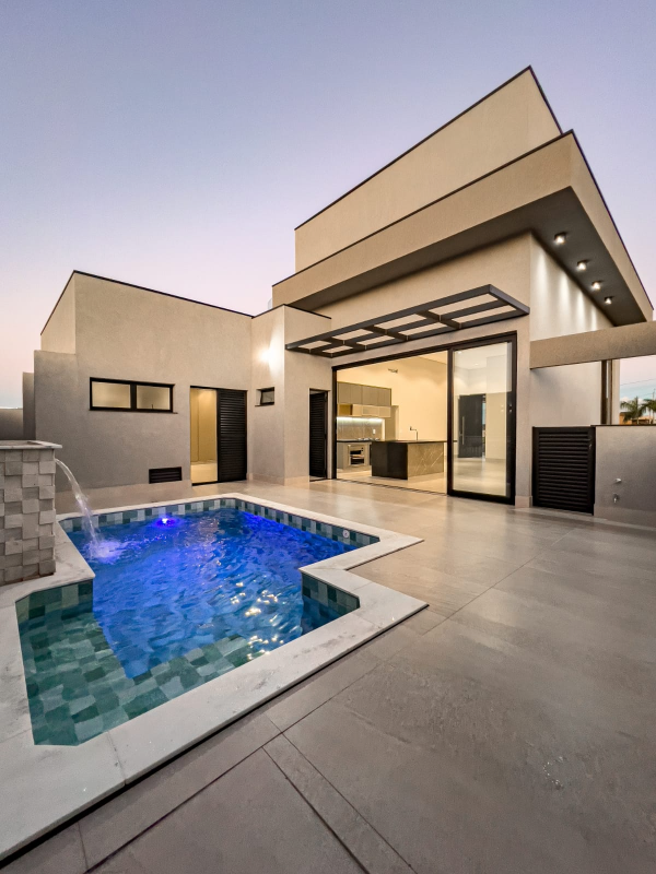 Casa de Condomínio com 3 quartos à venda, 153m² — foto 2 de 29