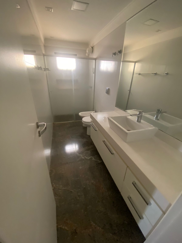 Apartamento com 4 quartos à venda, 269m² — foto 17 de 29