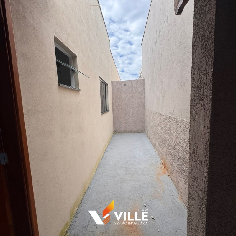 Casa à venda no Fenícia : 