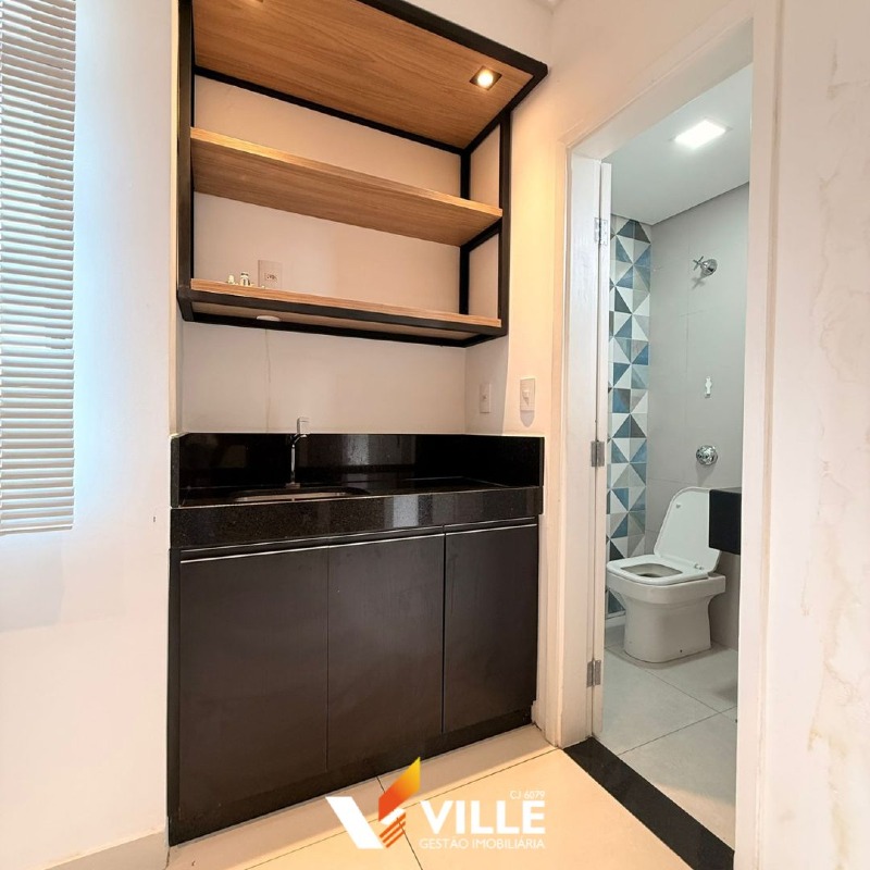 Sala à venda no Centro: 