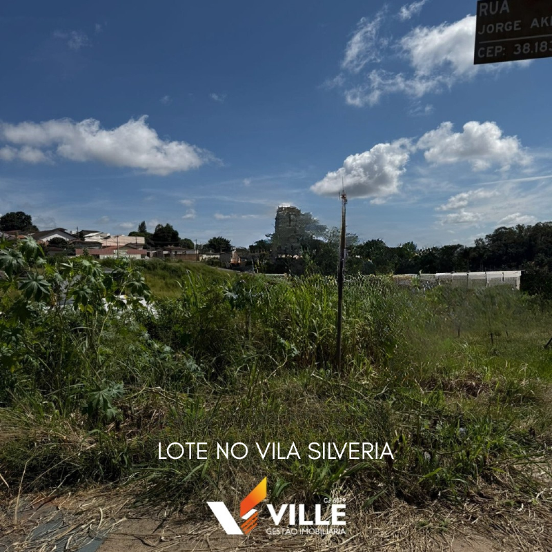 Lote à venda no Vila Silvéria: 