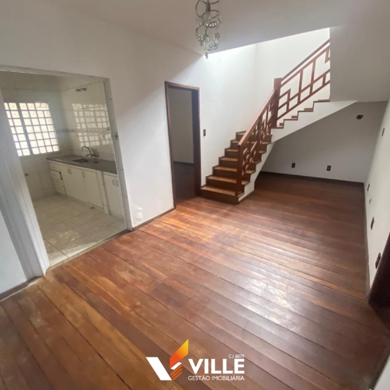 Casa à venda no Centro: 